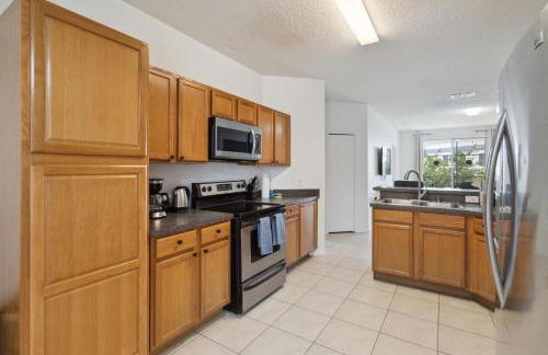 5/3 Pool Home Located in Sunset Ridge Community! - Foto 14