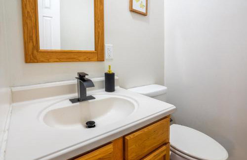 Main Retreat with King Bed in Master and has Garage - Photo 13