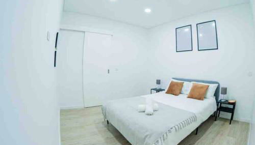 Bright and modern flat with air-con and free parking - Foto 2