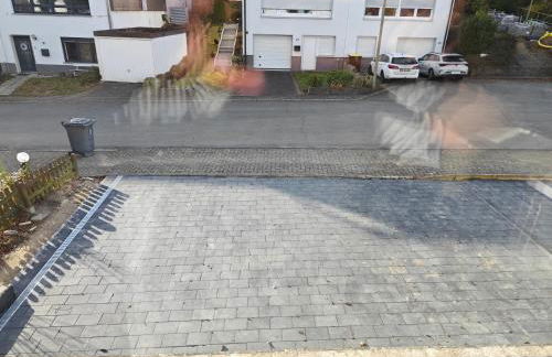 Siegen - Geisweid Work and stay Neu Modernisiert 3 Schlafzimmer Badezimmer Wohnzimmer Balkon - Foto 68