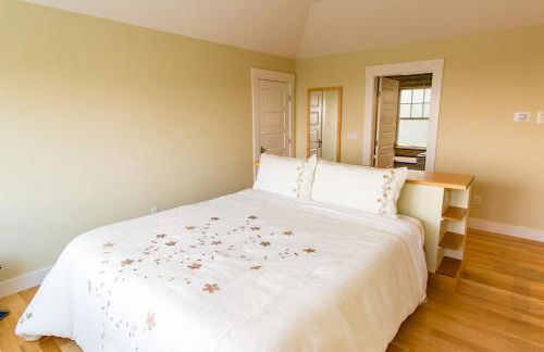 Magnificent Ocean View walk to beaches and town - Foto 17