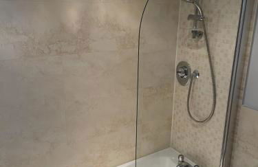 Burry Port Harbour Apartment - Foto 10