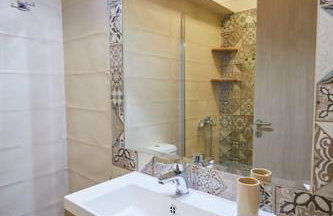 Chioni's Houses - Photo 23