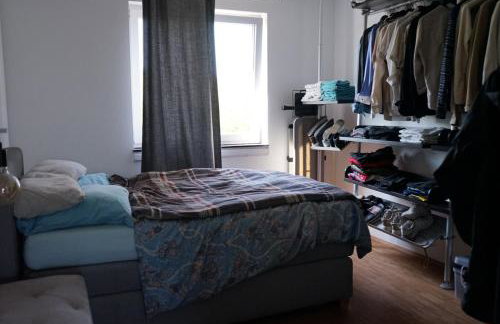 Elegant Furnished Apartment in Central Cologne for Long Stay - Photo 2