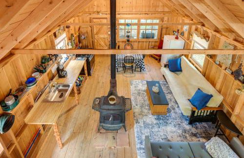 Riverfront Greenbush Studio with Porch and Views! - Foto 19