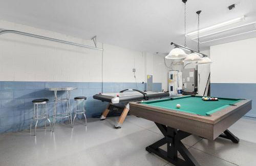 #370-Stunning 4 bed villa with south facing pool and spa with no rear neighbors - Foto 46