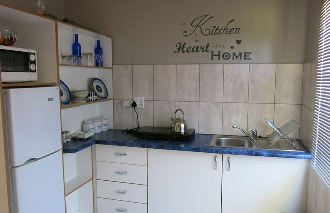 Cherry Lane Self Catering BB - 1 Bedroom Bathroom With Shower for 4 Guests - Foto 11