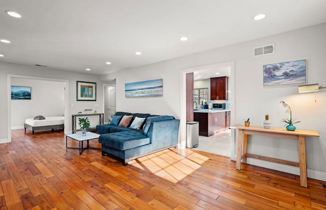 Luxury Estate With Sparkling Pool Elegant Amenities - Foto 9