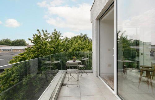 Bright Penthouse with Lift 2 BR Large Balcony Suit Family - Foto 21