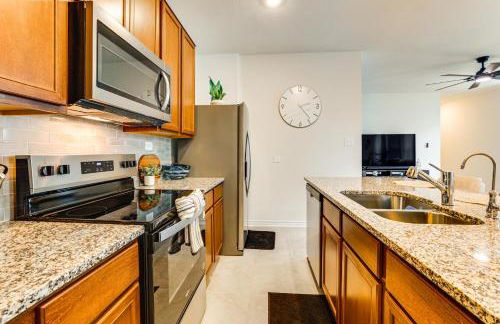 12 Mi to San Antonio River Walk Home with Yard! - Photo 8