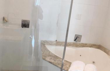 COBERTURA com belíssima vista para o mar e jacuzzi - Foto 20