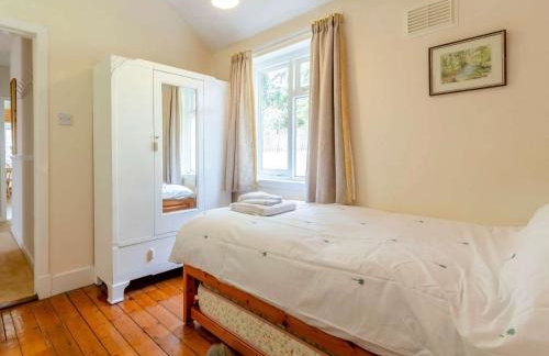 3 Bed in Kirriemuir 82244 - Foto 14