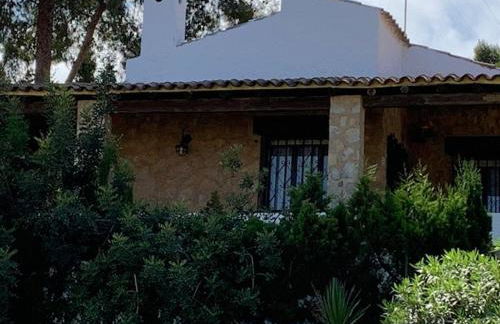 Villa Carmen - Chalet privado con piscina, jardín y barbacoa - Foto 1