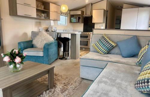 Caravan in Holcot - Sleeps 6 - Pet Friendly - Foto 18