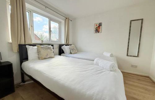 Winsbury way 3 BR Long Stays - Foto 4