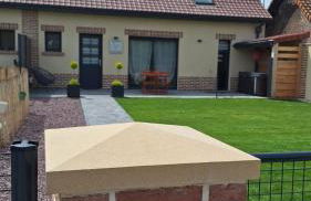 Les cigognes gites de la reserve - Foto 3