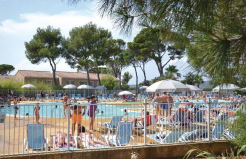 Cozy Home In Calvisson With Kitchen - Photo 1