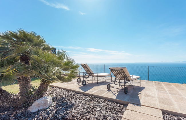 Villa Paraíso Perdido, Piscina Privada, Wifi, paz Sobre el Acantilado - Foto 1