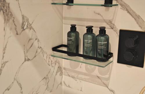 Luxury 4-Bedroom Apartment in Oxford Street - Foto 13