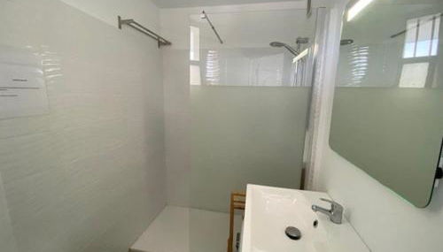 Appartement rénové 2P à 100m de la plage avec parking privé - FR-1-782-30 - Foto 5