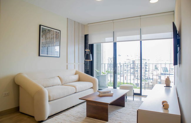 w Majestic 1BR w Modern Pool in Miraflores - Foto 1