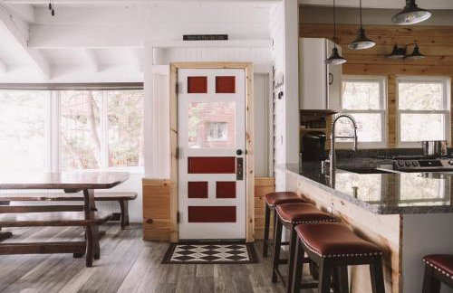 Beautiful Lake Champlain Lake Home with Private Beach - Foto 14