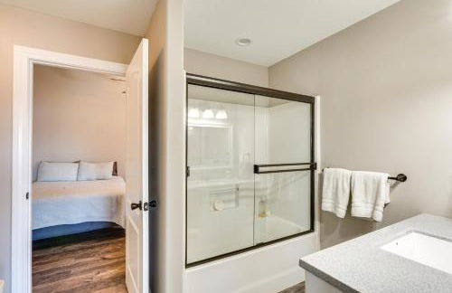 Deck, Hot Tub, Views! Reunion Retreat in Ozarks - Foto 16