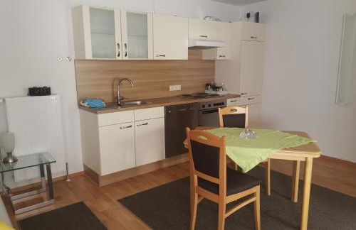 Einliegerwohnung am Stadtrand von Nürtingen - buchbar ab 4 Tagen - Privatunterkunft - Photo 5