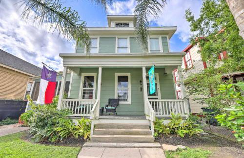 Walk to Beach! Group-Friendly Galveston Hideaway - Foto 37