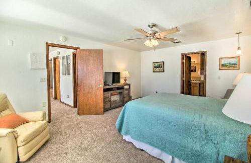 Patio, Grill and Fire Pit Show Low Escape! - Foto 11