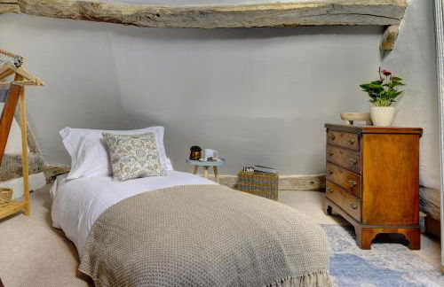 Loft Cottage by Spa Town Property - 2 Bed Tudor Retreat Near to Stratford-upon-Avon, Warwick & Solihull - Foto 21