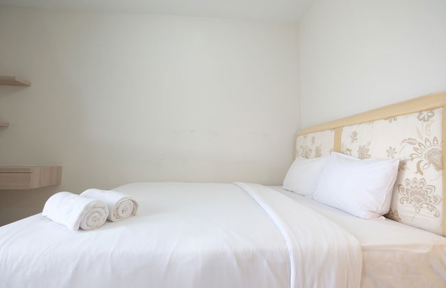 Minimalist Studio Room at The Springlake Apartment Sumarecon Bekasi - Photo 7