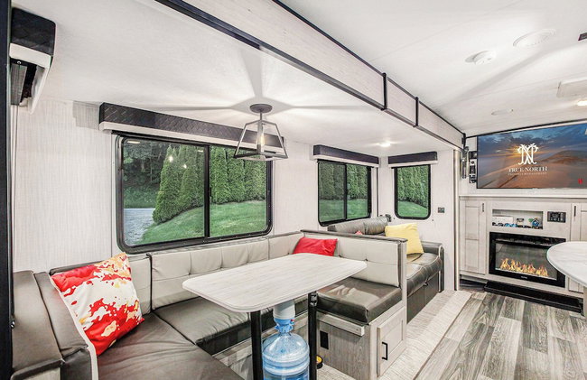 Stunning Newly Renovated Modern Beach House - 7633 - Foto 31