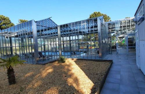 Chez Ced et Laeti, Appartement privé avec jardin et terrasse dans résidence l'estuaire muni d'une piscine couverte et aire de jeu, Linge de lit et de salle d'eau ainsi que télé, compris dans le tarif Profitez à fond de notre belle région - Foto 3