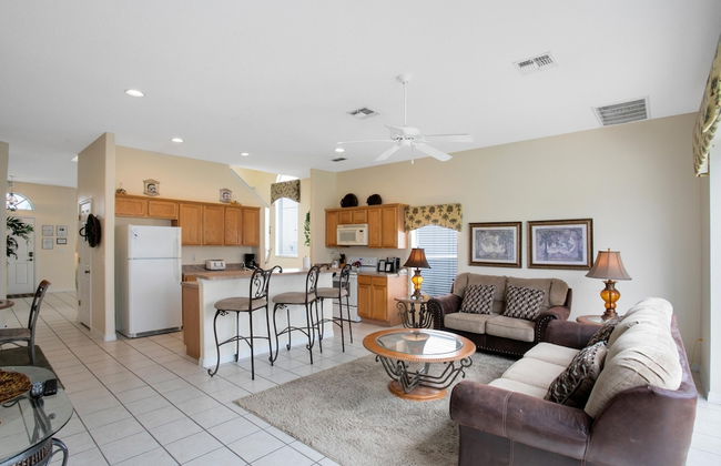 Tropical and Peaceful This 5 bed With Pool Spa - Foto 13