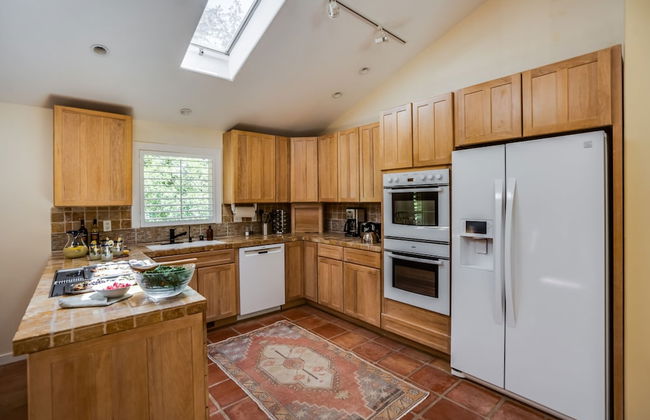 Le n by Avantstay Private Breathtaking Character Cottage w Pool Hot Tub - Foto 15