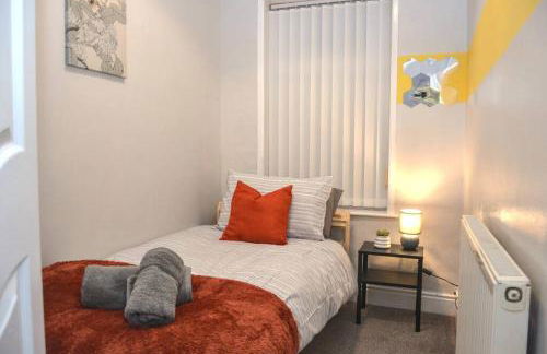 Salisbury - New 3br home, wifi, parking, sleeps 6, near Liverpool city centre - Foto 45