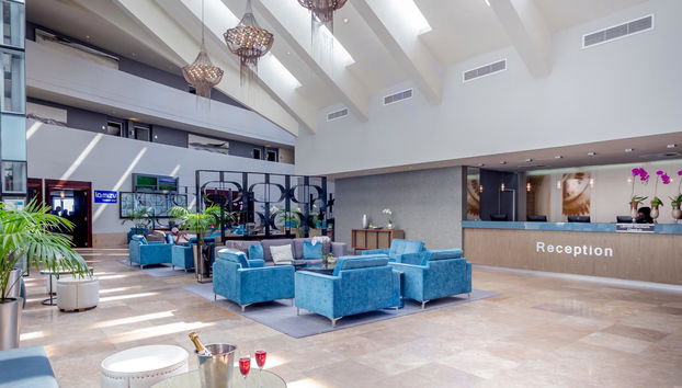 Lagoon Beach Hotel Apartments - Photo 3