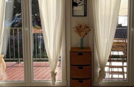 Appartement cosy vue mer à 50 m de la plage - refait à neuf et climatisé - Foto 3