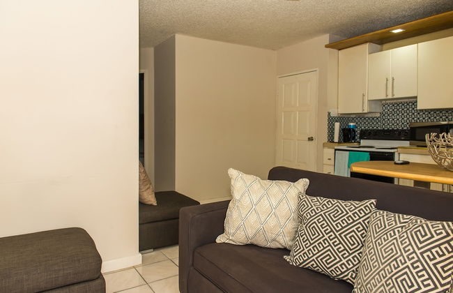 Kingston Most Centrally Located Two Bdrm - Foto 9