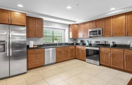 Sunny Summer Magic - Stay in TownHome by Disney - Foto 4