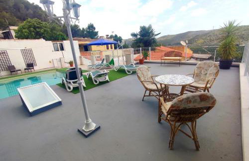 VILLA FALCONERA APARTAMENTS, GANDIA a las faldas de la montaña RELAX & PETS - Foto 6