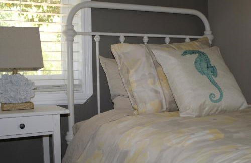 Cowell's Beach Retreat - steps to beach, restaurants, wharf, Boardwalk, shops, fast wifi, surf-in surf-out - Foto 73