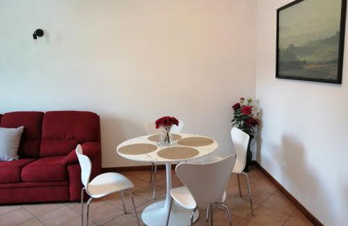 Between mountains and lake - Foto 54