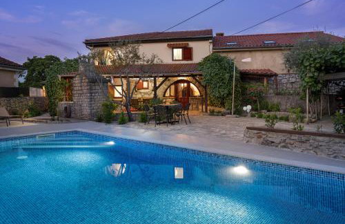 Stone Lady Holiday home with pool&hot tub,sauna,bbq,garden - Foto 41
