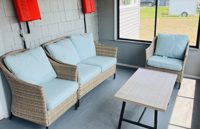 Riverfront Kayaks Bay Access Sleeps 15 - Foto 40