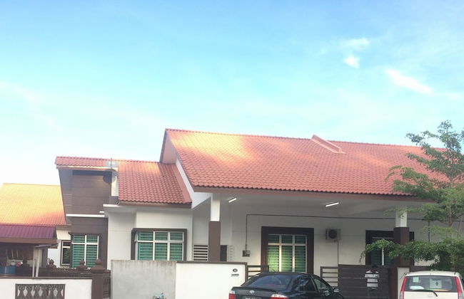 Seri Rendang Homestay Pekan Pahang - Photo 20