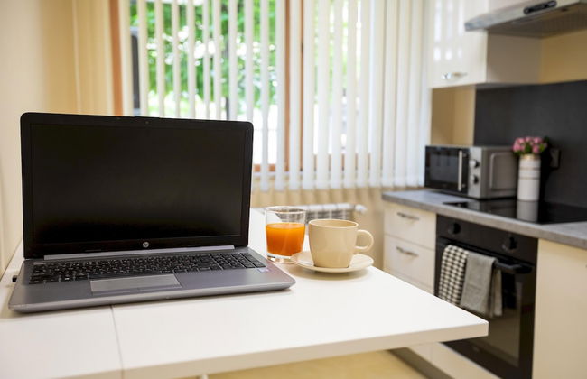 Bright 1bdr Apartment in Top Center - Foto 9