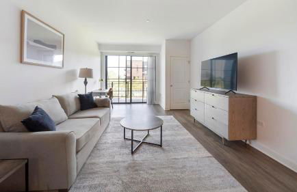 Landing Stunning 1BD Clubhouse Pool - Foto 2