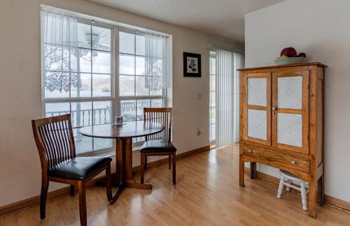 Secluded Lakefront Cabin with Private Dock on Lake Nantahala, Topton, North Carolina - Foto 21